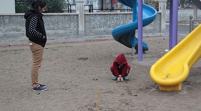 Çocuk Parkında Dehşet Görüntü