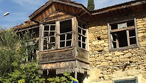 Tarihi Manavgat Evi Başıboş Kaldı