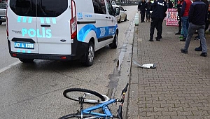 Bisikletine Otomobil Çarpan Çocuk Hayatını Kaybetti
