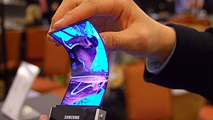 Dünyanın İlk Katlanabilir Akıllı Telefonunun Fiyatı Sızdırıldı