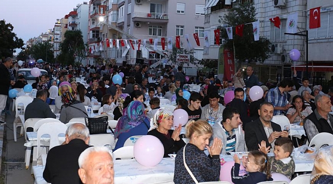 Kepez'de Ramazan Gönül Sofrası