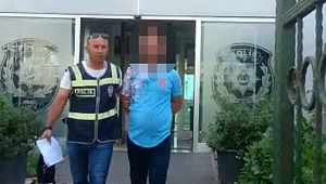 Polis Gibi Davrandı Herkes Şoke Oldu