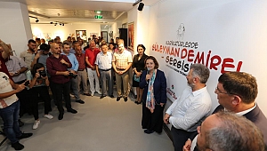 Süleyman Demirel Karikatürler ile Anlatıldı