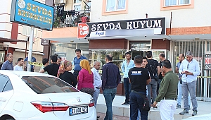Çorapla Kuyumcu Soydu! 3 Kilo Altın İle Yakalandı!