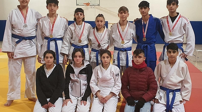 Kepez Spor judo takımının iftiharları