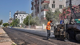 Kepez Belediyesinden iki mahalleye yeni asfalt