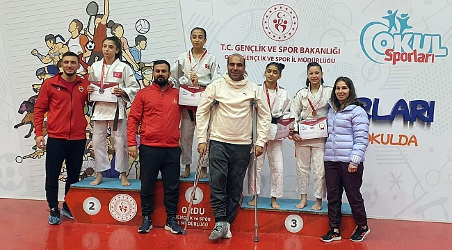 Kepez Judo Takımı, Gençler A Türkiye Şampiyonası'nda 2 Madalya Aldı
