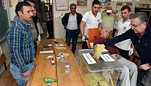 Kepez'te Oy Kullanmak İsteyenlere Evde Sağlık Hizmeti