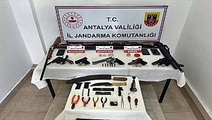 Kepez'de Silah ve Uyuşturucu Operasyonu