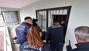 Antalya'da Genç Kız Uykudayken Ekipler Seferber Oldu!
