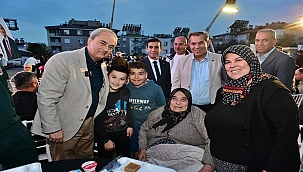 Kepez'de İftar Sofraları Dayanışmayı Güçlendiriyor