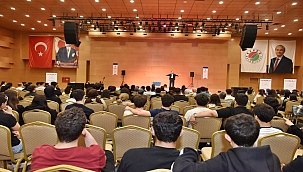 Kepez Belediyesi'nden Öğrencilere Sınav Taktikleri Semineri