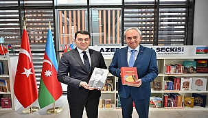 Antalya Kütüphanesi’nde Azerbaycan Seçkileri Açıldı