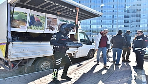 Kepez'de huzur operasyonu: Seyyar satıcı ve dilencilere denetim