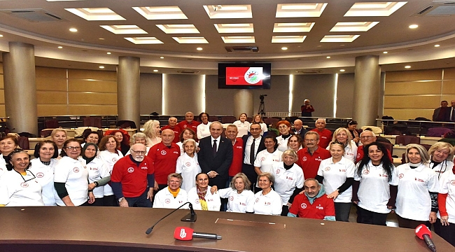 Kepez'de 60+ Gönüllüler Belediyede Göreve Başlıyor