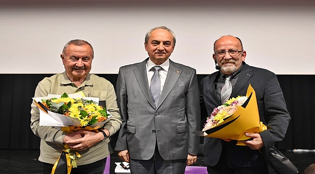 Kepez'de "Şiirden Sevgiye" ile duygu dolu gece