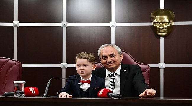 Kepez'de 23 Nisan'da Yönetim Çocuklarda