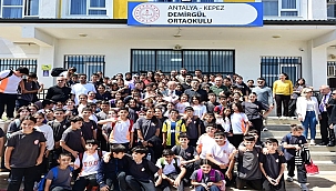 Başkan Kocagöz'den okullara moral ziyareti